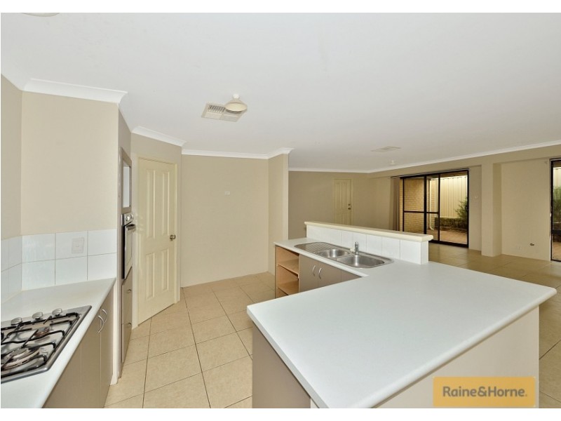 9 Albina Chase, Lakelands WA 6180