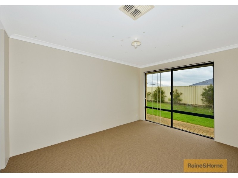 9 Albina Chase, Lakelands WA 6180