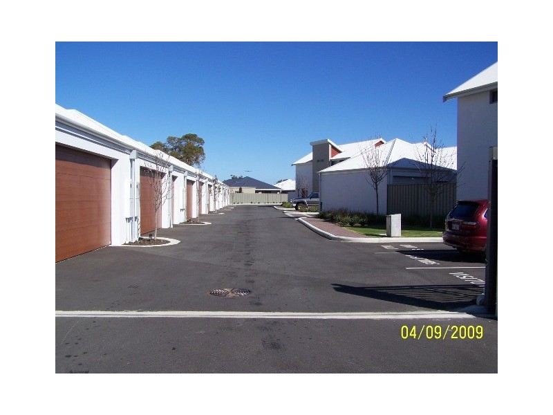 4/5 Bower Drive, Erskine WA 6210