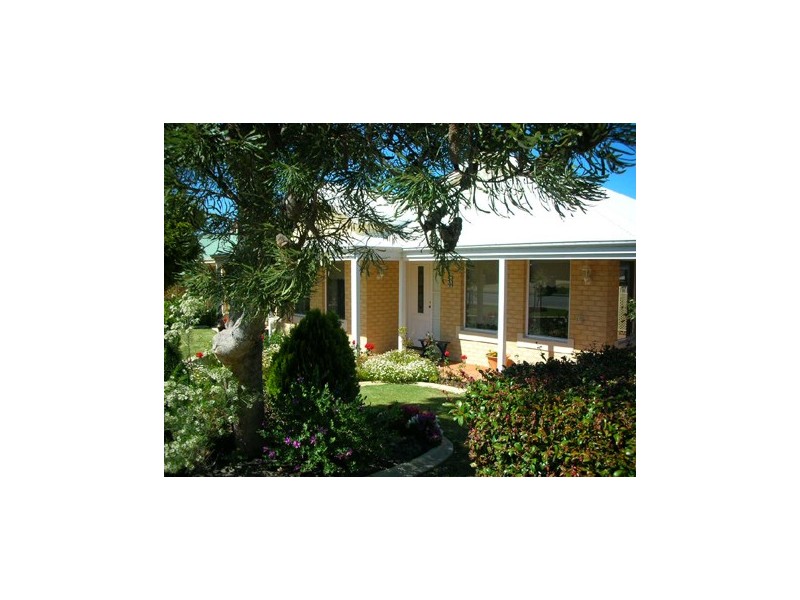 36 MARINERS COVE DRIVE, Dudley Park WA 6210