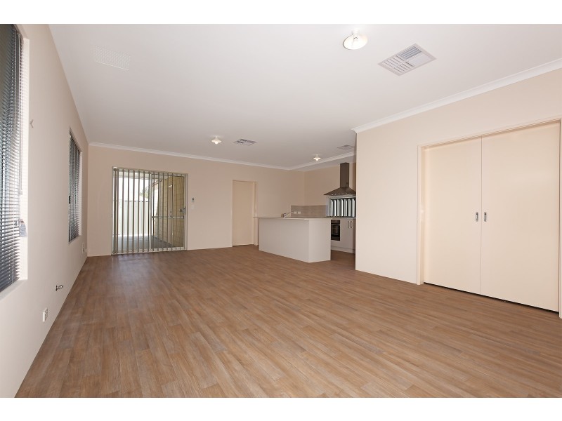 96 Bridgewater Blvde, Erskine WA 6210