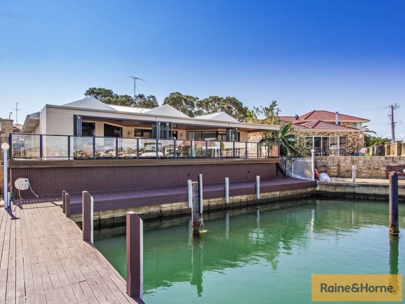 20 PARKWATER COVE, Halls Head WA 6210