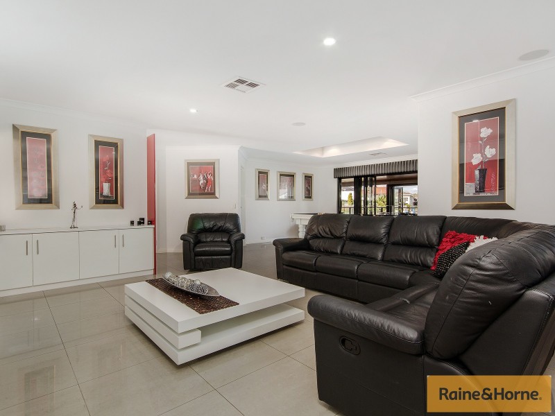 20 PARKWATER COVE, Halls Head WA 6210
