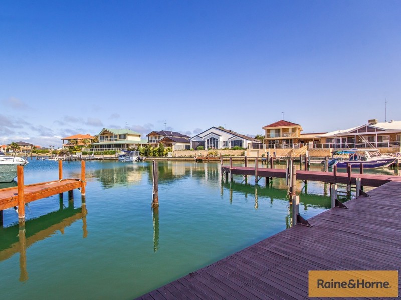20 PARKWATER COVE, Halls Head WA 6210