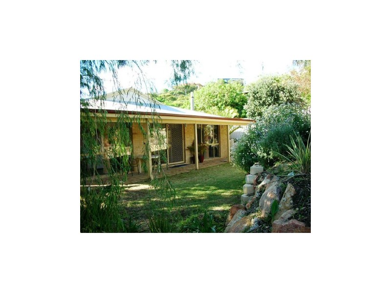 6A ALLAN PLACE, Halls Head WA 6210