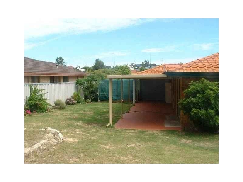 16 Magnolia Rise, Halls Head WA 6210