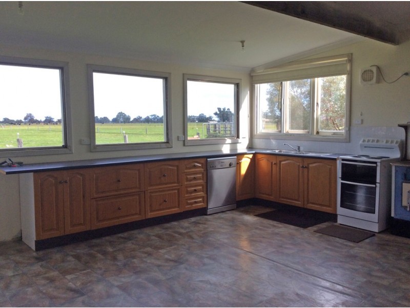 2/403 Greenlands Road, West Pinjarra WA 6208