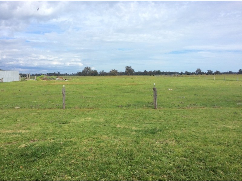 2/403 Greenlands Road, West Pinjarra WA 6208