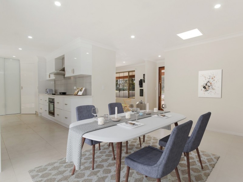 14 ZAMBESI DRIVE, Greenfields WA 6210