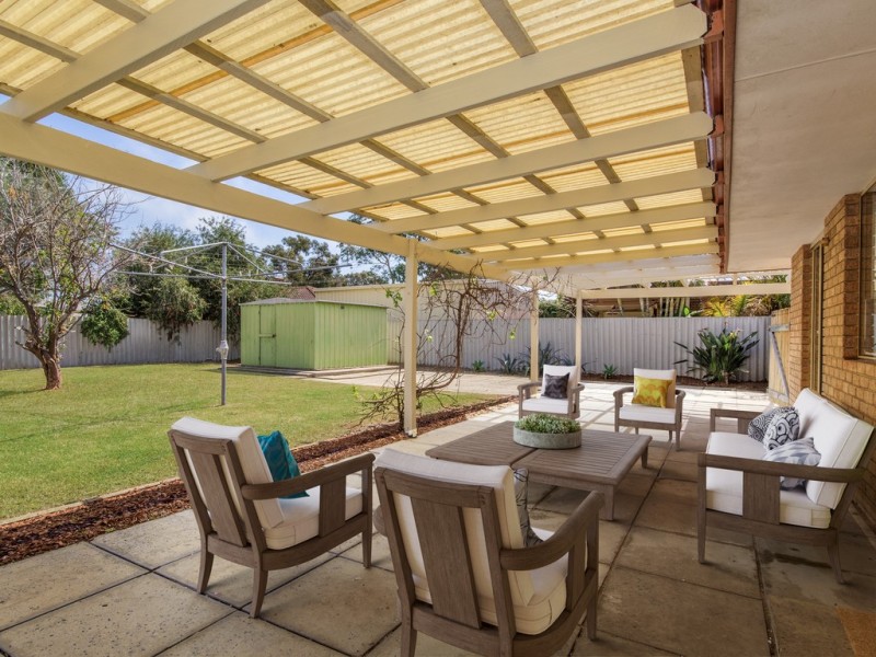 14 ZAMBESI DRIVE, Greenfields WA 6210