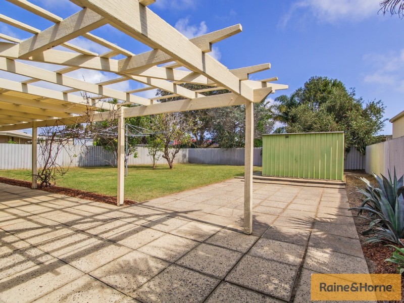 14 ZAMBESI DRIVE, Greenfields WA 6210