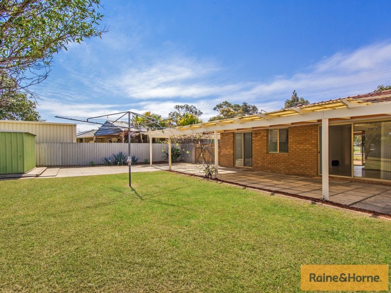 14 ZAMBESI DRIVE, Greenfields WA 6210