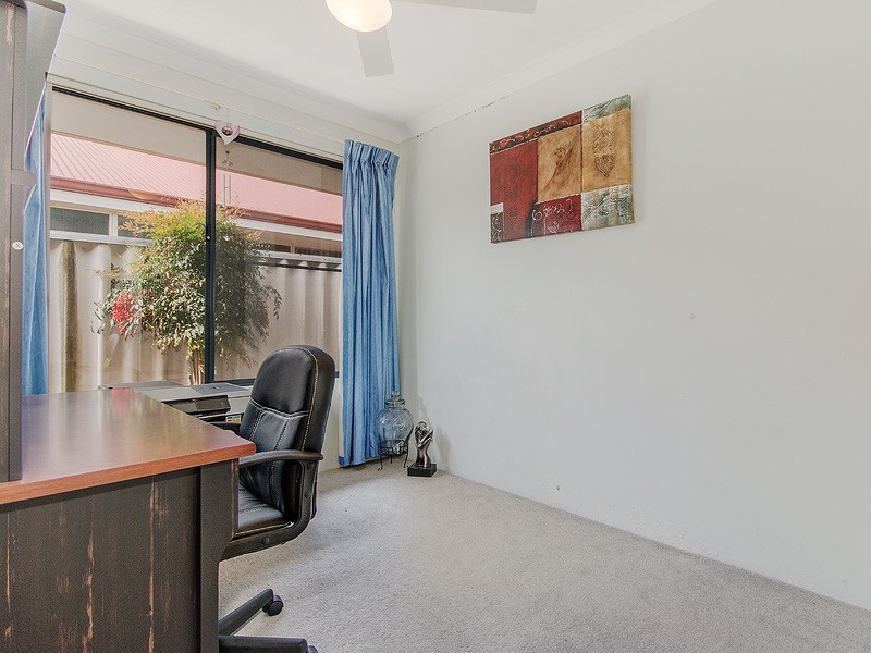 11 Lambrook Mews, Erskine WA 6210