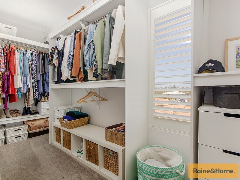 4 CORAL COURT, Halls Head WA 6210