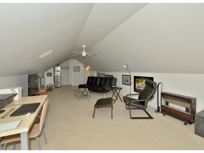 12 Enterprise Ave, Falcon WA 6210