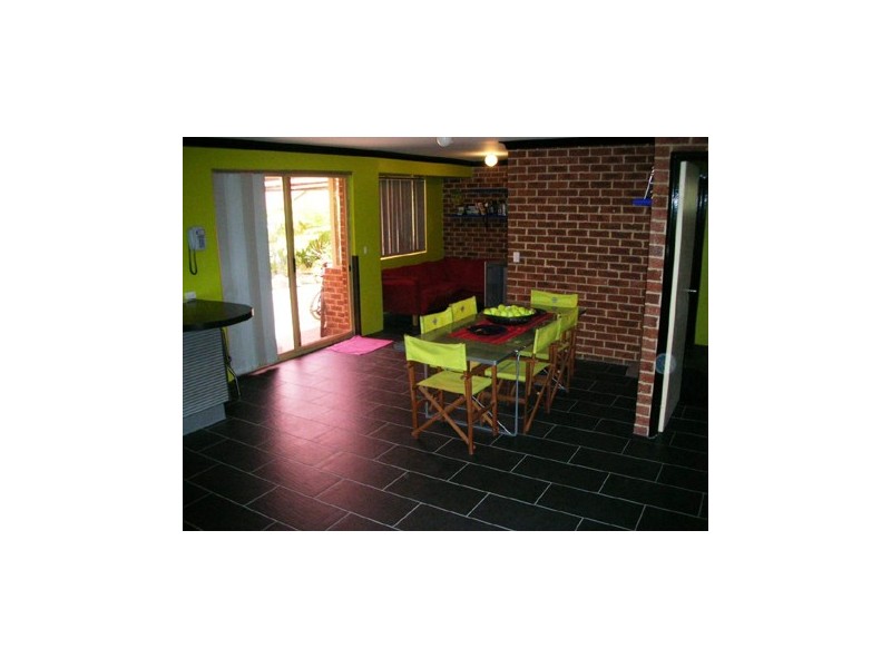 10 MAROONAH ROAD, Golden Bay WA 6174