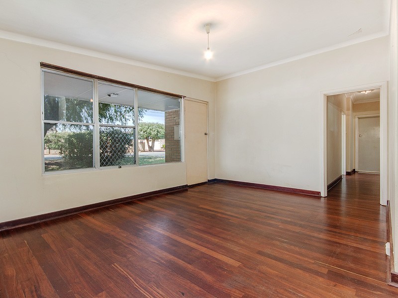 76 Tuckey Street, Mandurah WA 6210