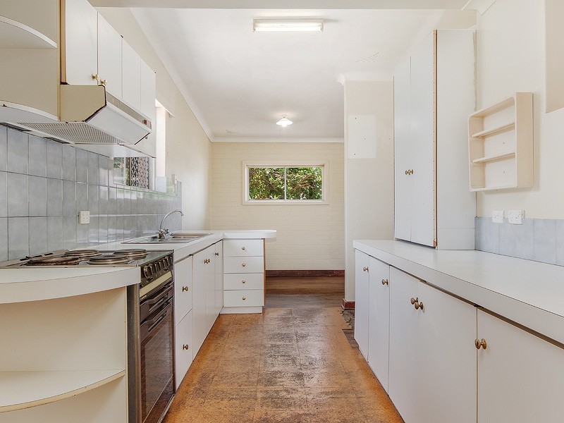 76 Tuckey Street, Mandurah WA 6210