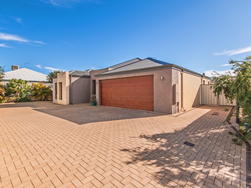 33 Eldorado Loop, Meadow Springs WA 6210