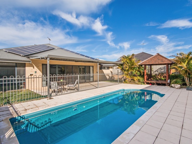 33 Eldorado Loop, Meadow Springs WA 6210