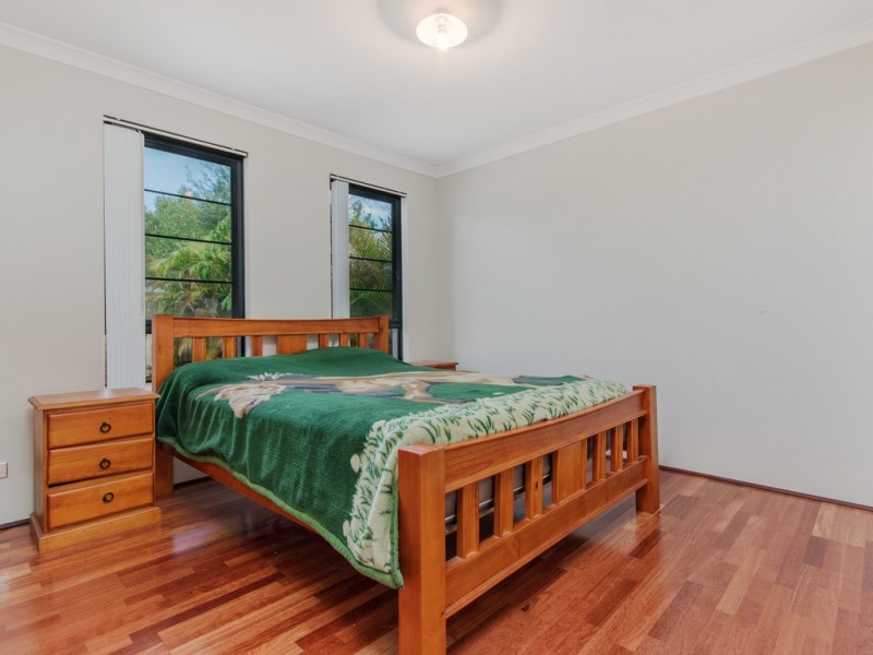 33 Eldorado Loop, Meadow Springs WA 6210