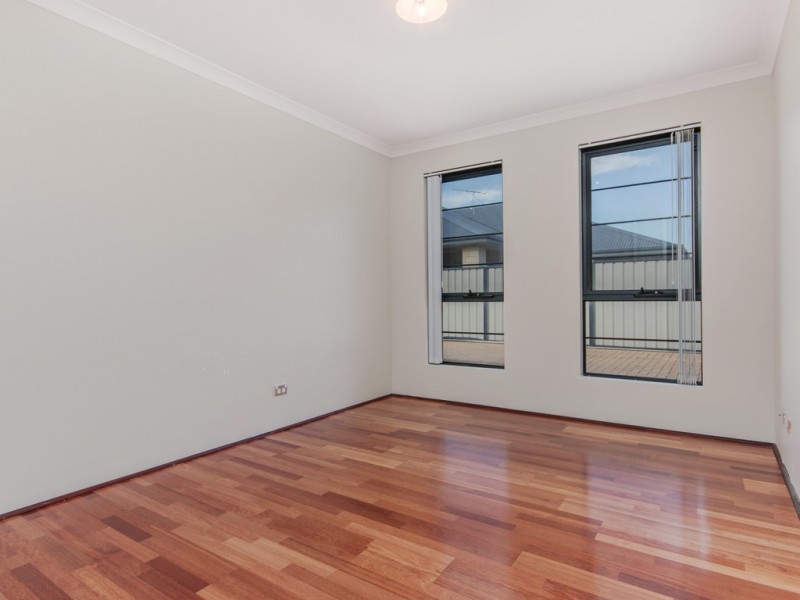 33 Eldorado Loop, Meadow Springs WA 6210