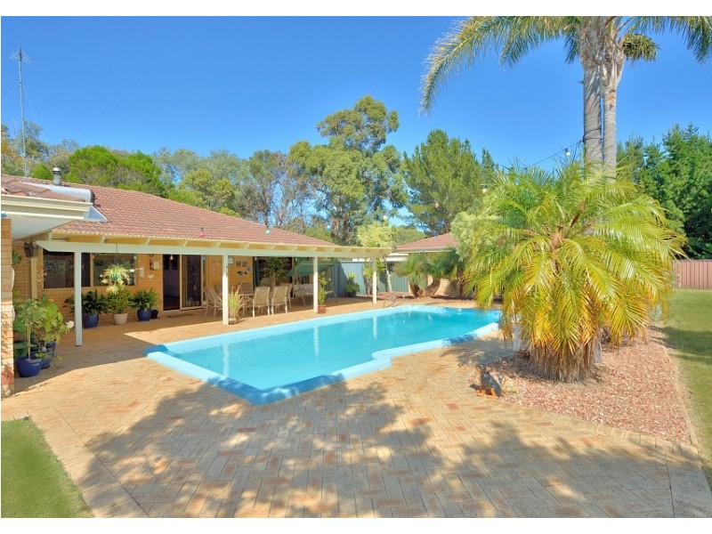 38 Nutbush Ave, Falcon WA 6210