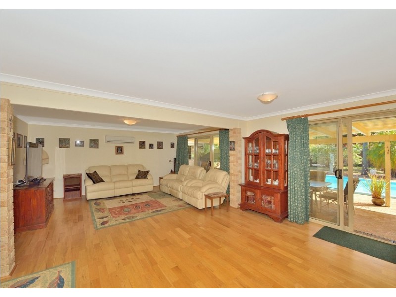 38 Nutbush Ave, Falcon WA 6210