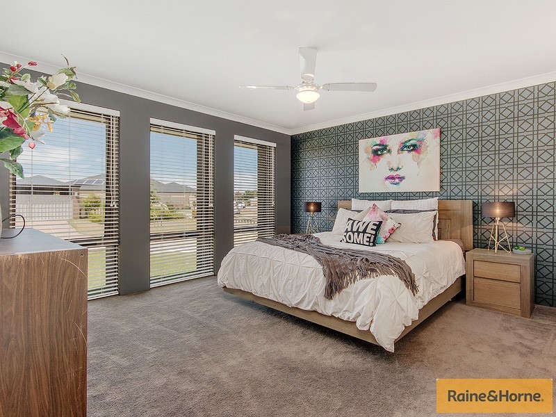19 POTTER WAY, Pinjarra WA 6208
