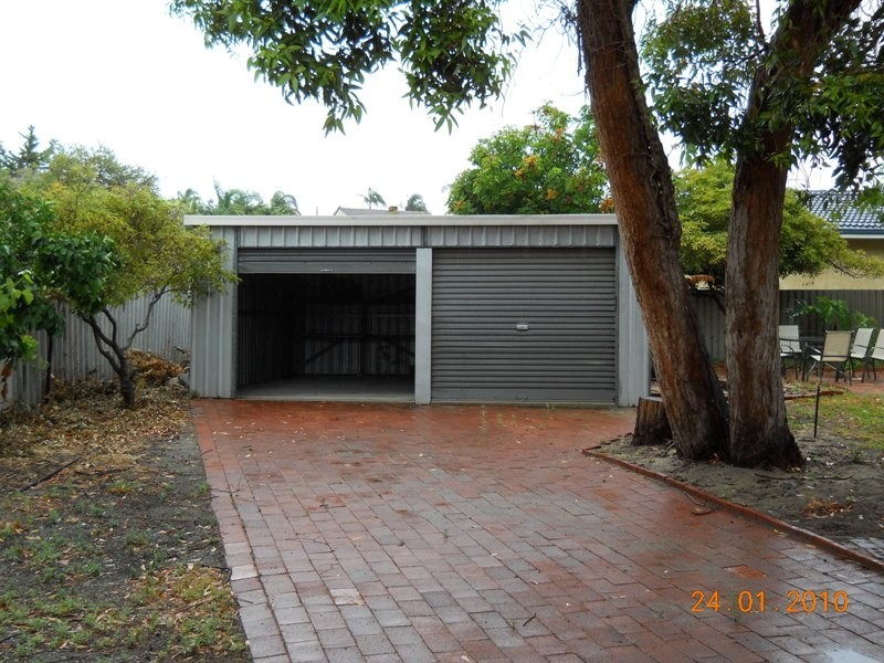 5 Arundel Drive, Halls Head WA 6210