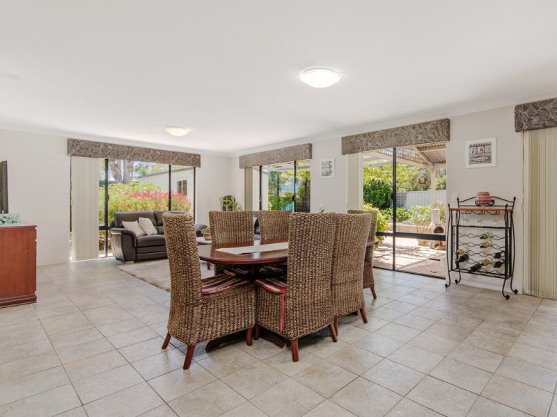 15 Oleander Place, Halls Head WA 6210