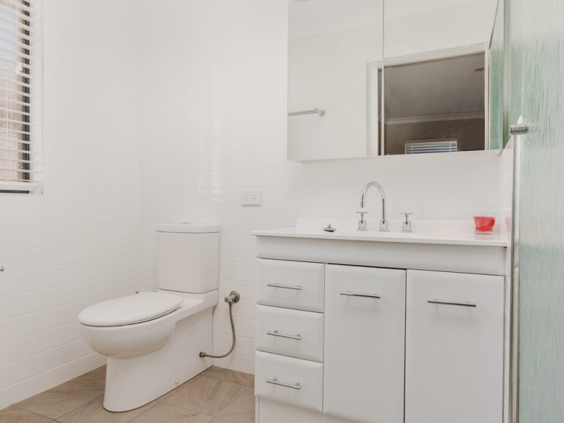 15 Oleander Place, Halls Head WA 6210