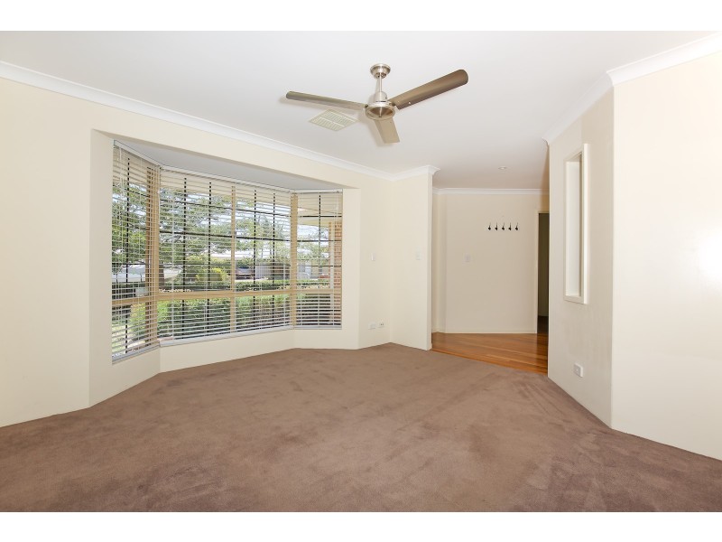 25 Tacoma Loop, Dudley Park WA 6210