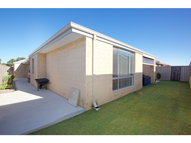 20 Crimson Road, Karnup WA 6176