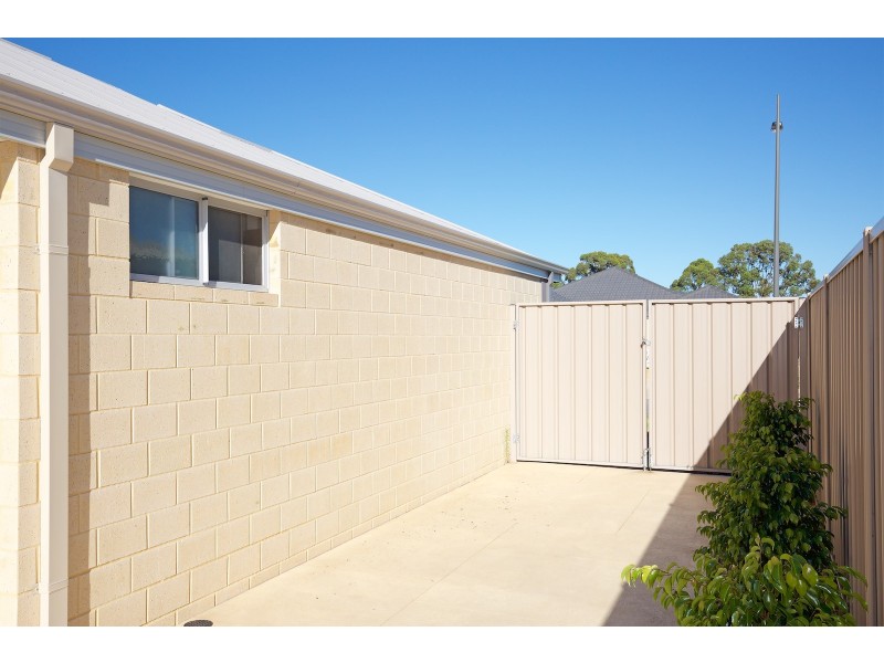 20 Crimson Road, Karnup WA 6176