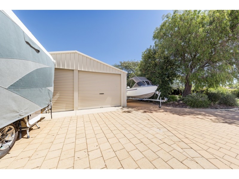 23 COUNTRY ROAD, Pinjarra WA 6208