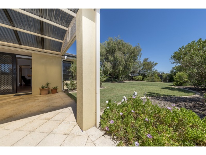 23 COUNTRY ROAD, Pinjarra WA 6208