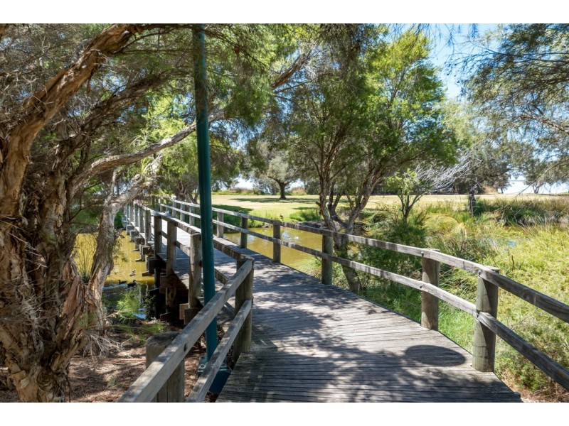 41 GOVERNOR DRIVE, Falcon WA 6210