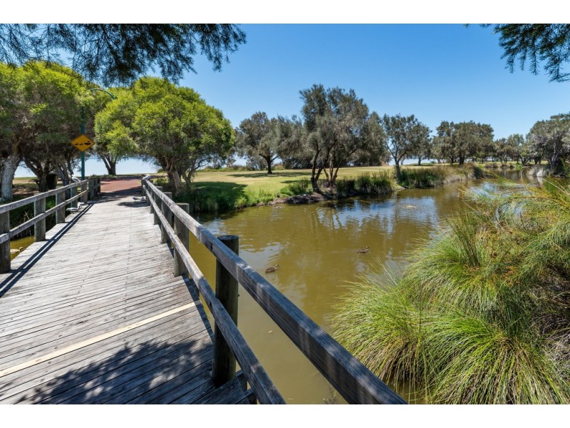 41 GOVERNOR DRIVE, Falcon WA 6210