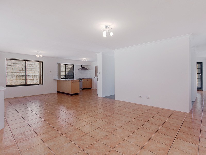 68 Northport Blvd, Wannanup WA 6210