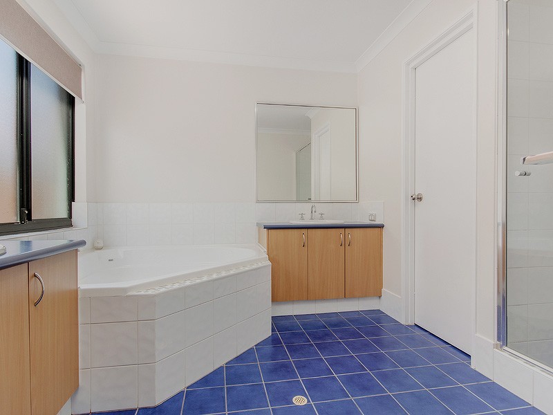 68 Northport Blvd, Wannanup WA 6210