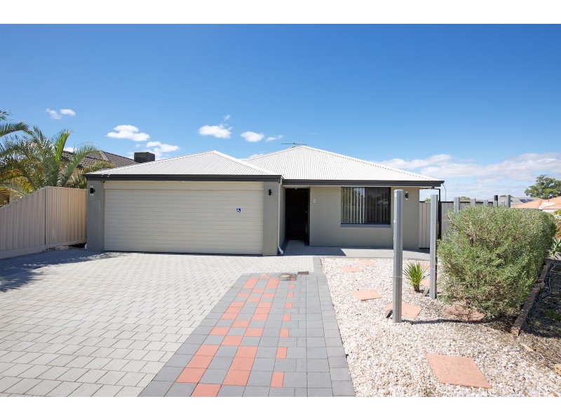 2 Regina Gardens, Greenfields WA 6210