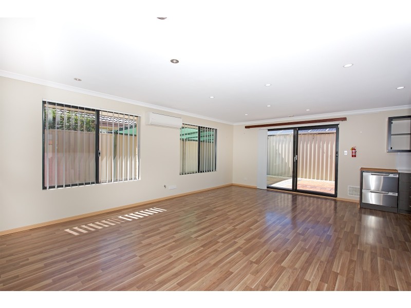 2 Regina Gardens, Greenfields WA 6210