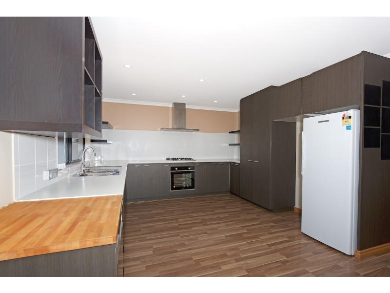 2 Regina Gardens, Greenfields WA 6210