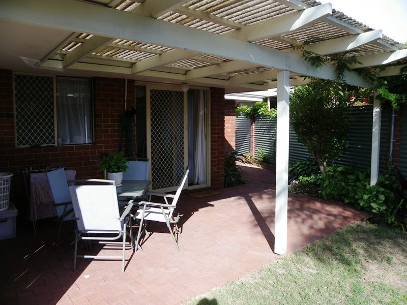 2/14 Wardell Loop, Dudley Park WA 6210