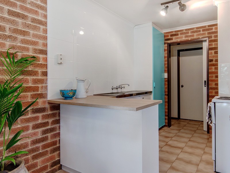 2/59 Janis Street, Halls Head WA 6210