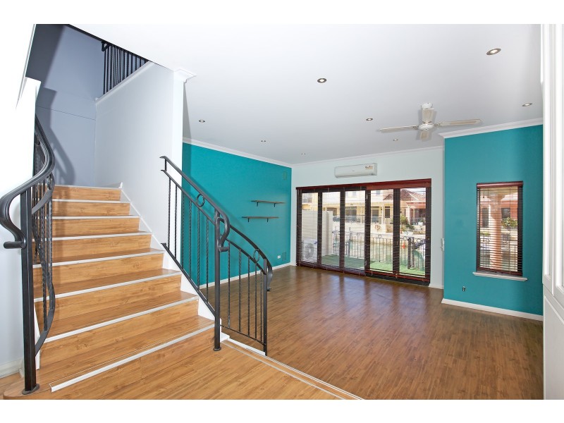 17 Port Quays, Wannanup WA 6210