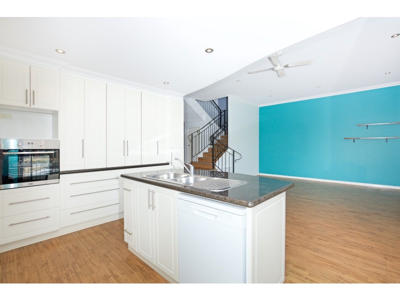 17 Port Quays, Wannanup WA 6210