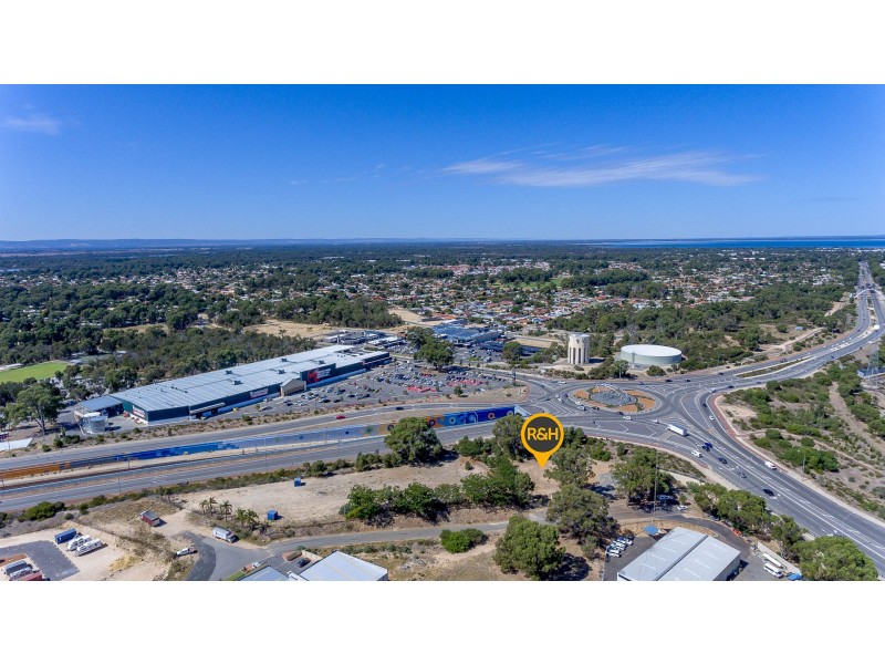35 Thornborough Road, Greenfields WA 6210