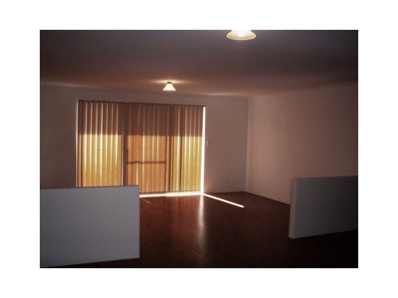 31 Kerkeri Heights, Lakelands WA 6180